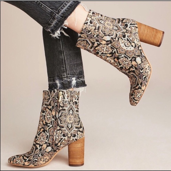 sam edelman corra stacked heel bootie